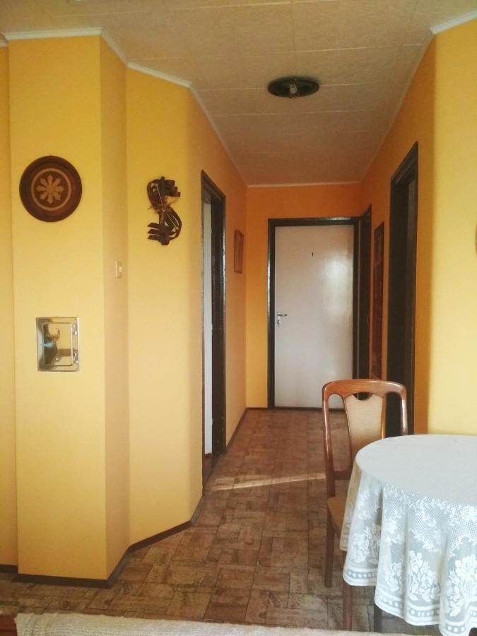 Vadkacsa Apartmanhaz Medencevel Замарді Екстер'єр фото